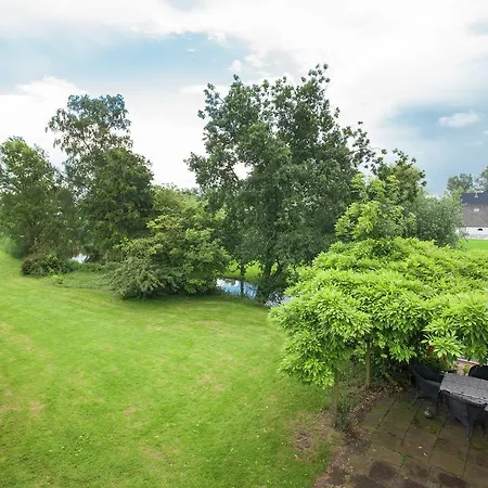 Villa In T Wije Breukeleveen