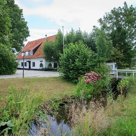 In T Wije Breukeleveen